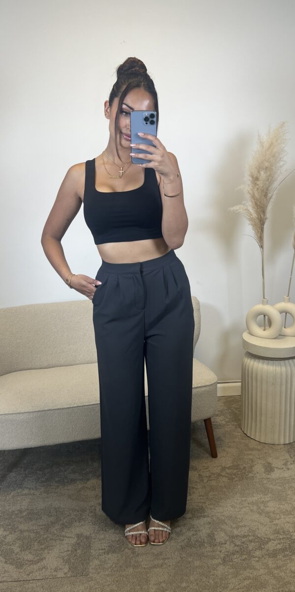 Woman Trousers Black